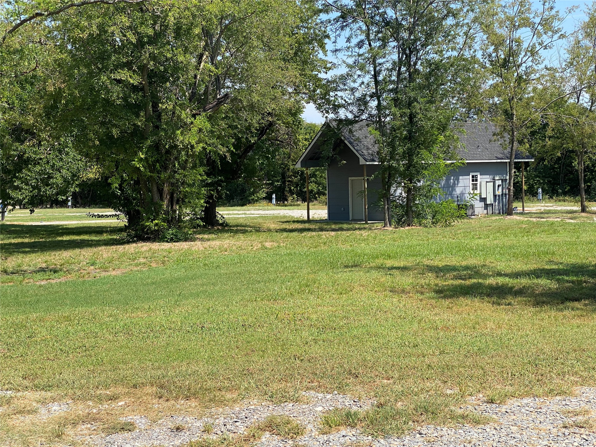 2141 Highway 64 Ladonia TX 75449
