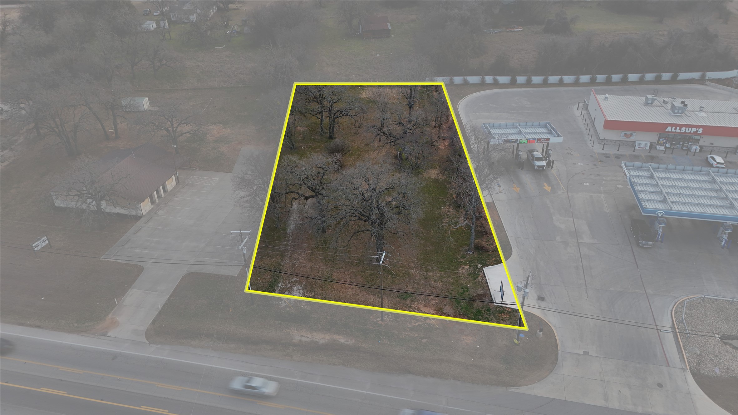 601 W Highway 199 Springtown TX 76082
