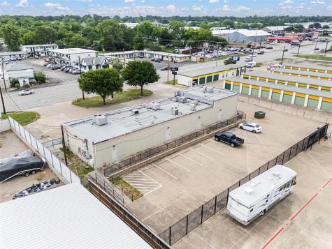 2712-2720 W Division Street Arlington TX 76012