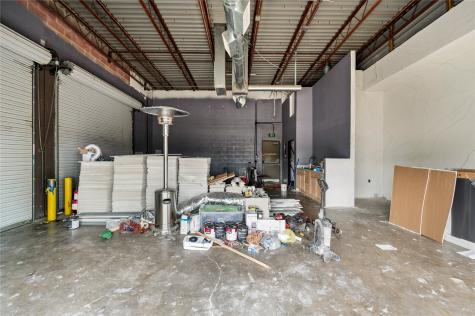 2712-2720 W Division Street Arlington TX 76012