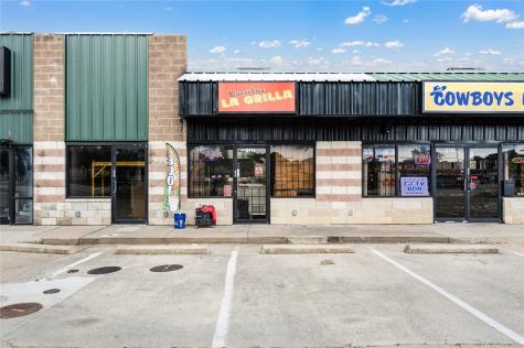 2712-2720 W Division Street Arlington TX 76012