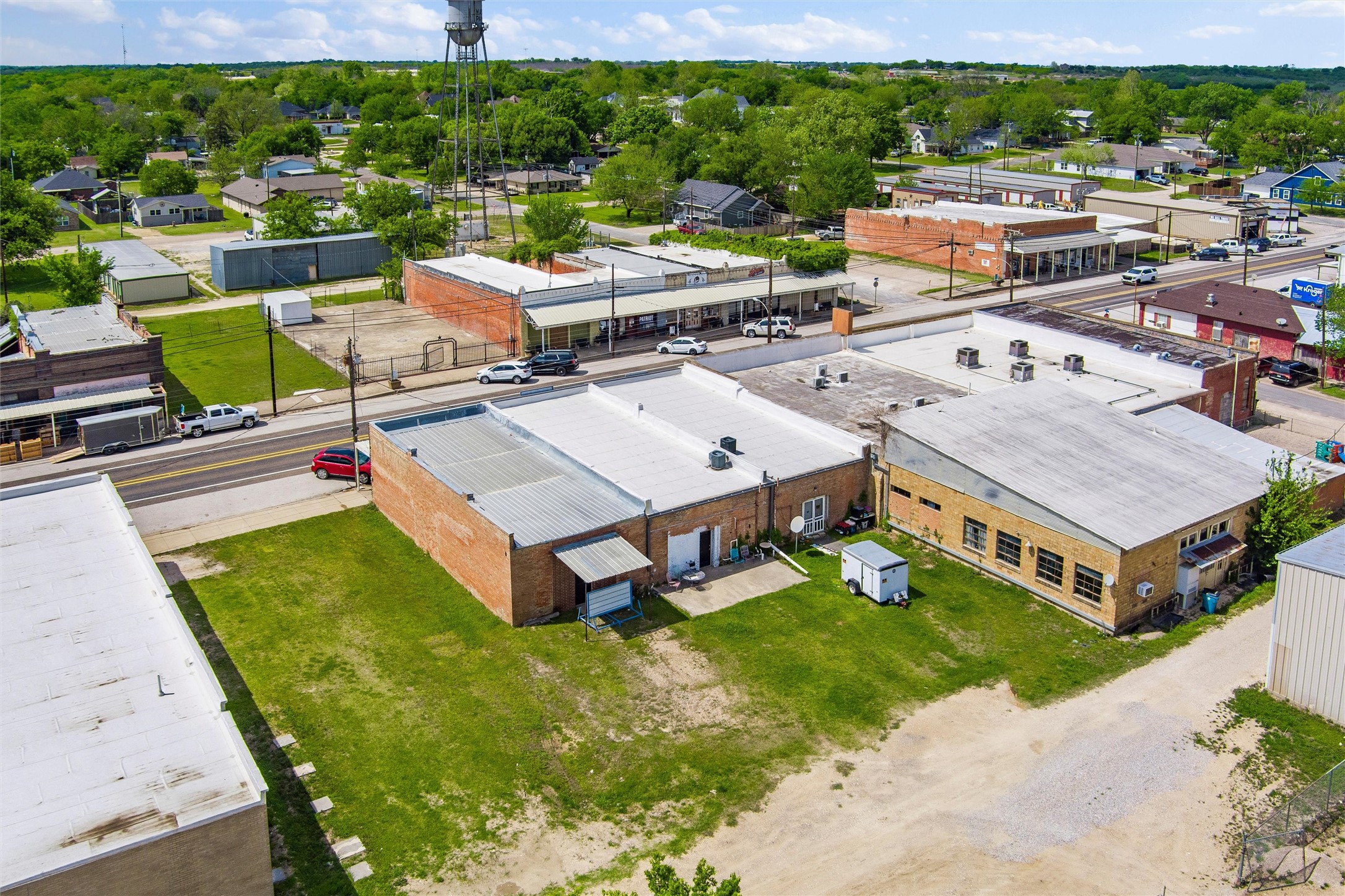 211-213 Main Street Maypearl TX 76064