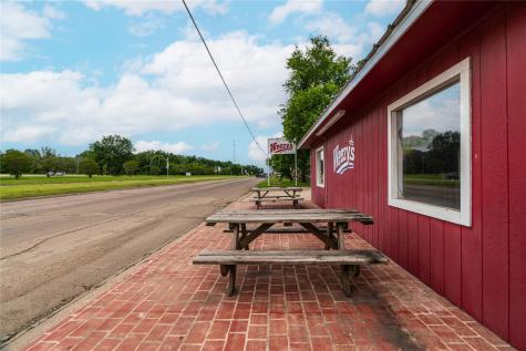 204 W Front Street Blossom TX 75416