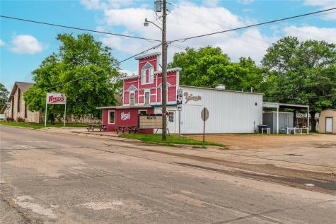 204 W Front Street Blossom TX 75416