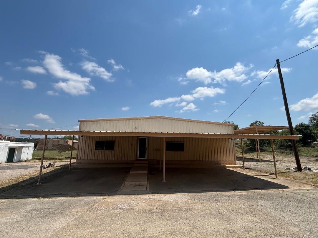 203 SW 7th Avenue Mineral Wells TX 76067
