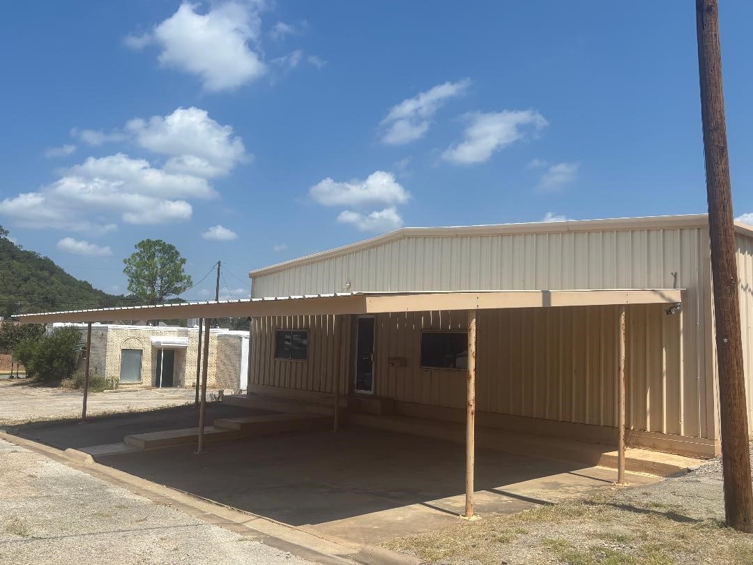 203 SW 7th Avenue Mineral Wells TX 76067