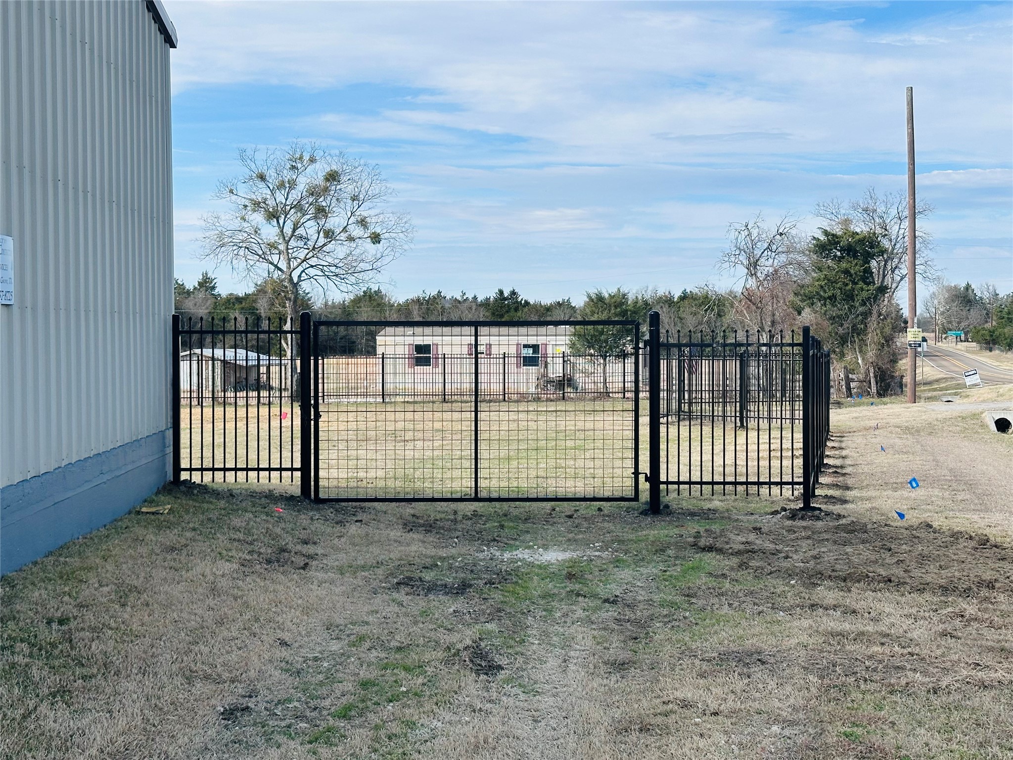 13332 Fm 744 Barry TX 75102