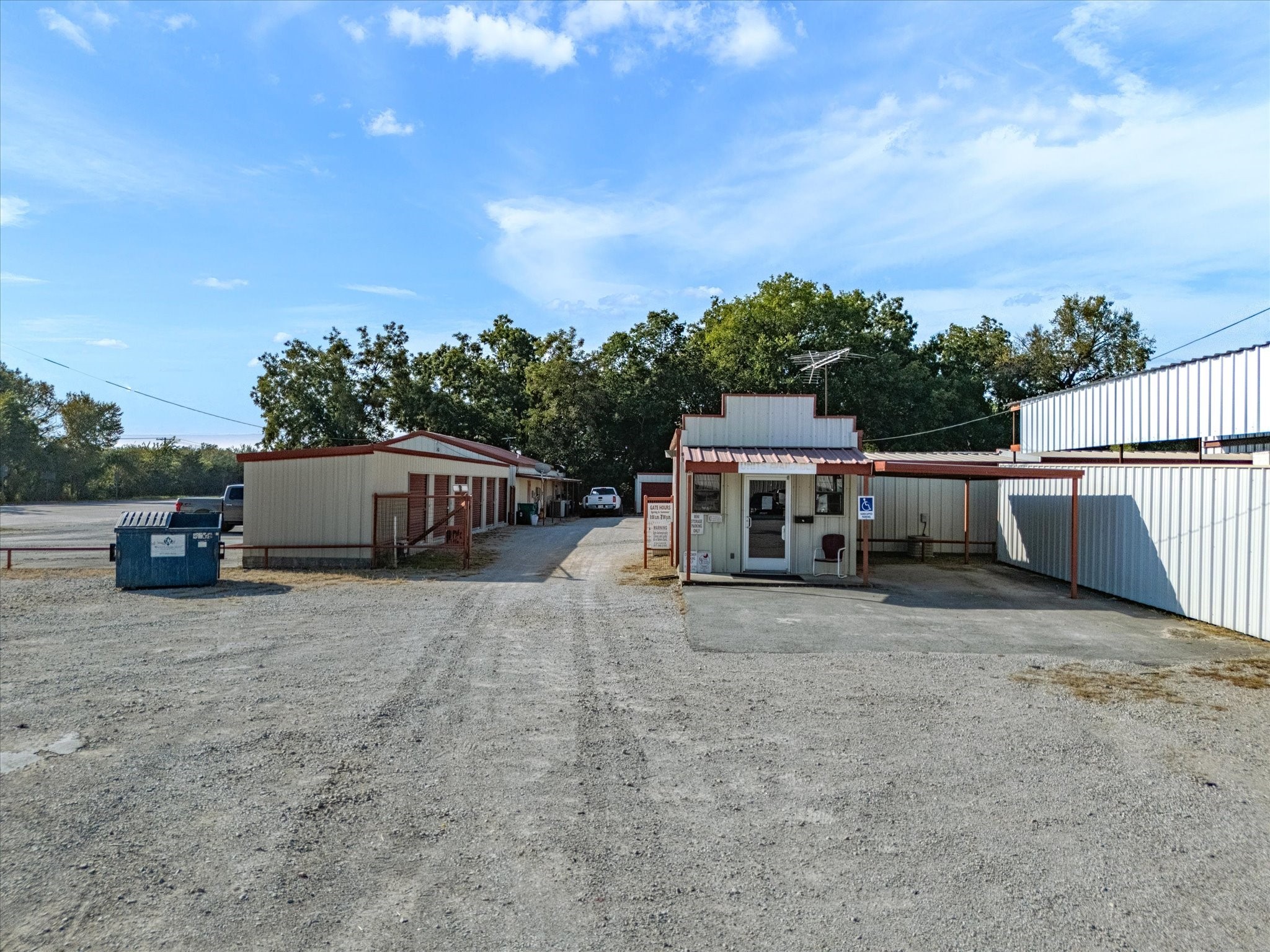 300 S State Highway 101 Chico TX 76431