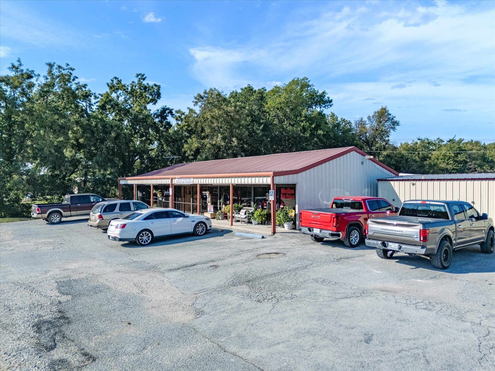 300 S State Highway 101 Chico TX 76431