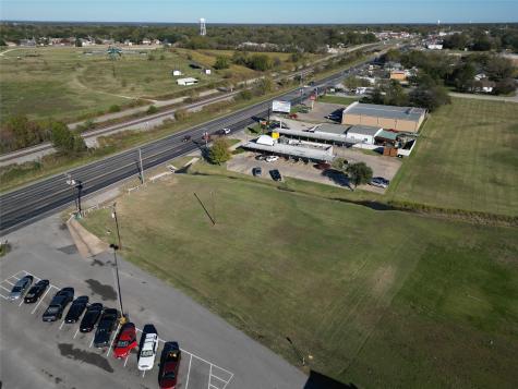 909 E South Commerce Street Wills Point TX 75169