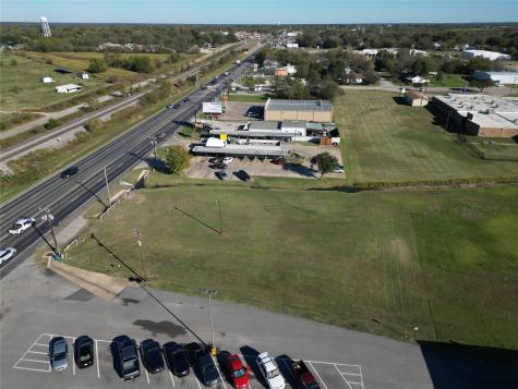 909 E South Commerce Street Wills Point TX 75169