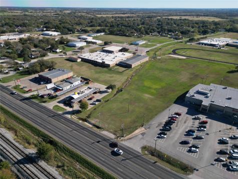 909 E South Commerce Street Wills Point TX 75169
