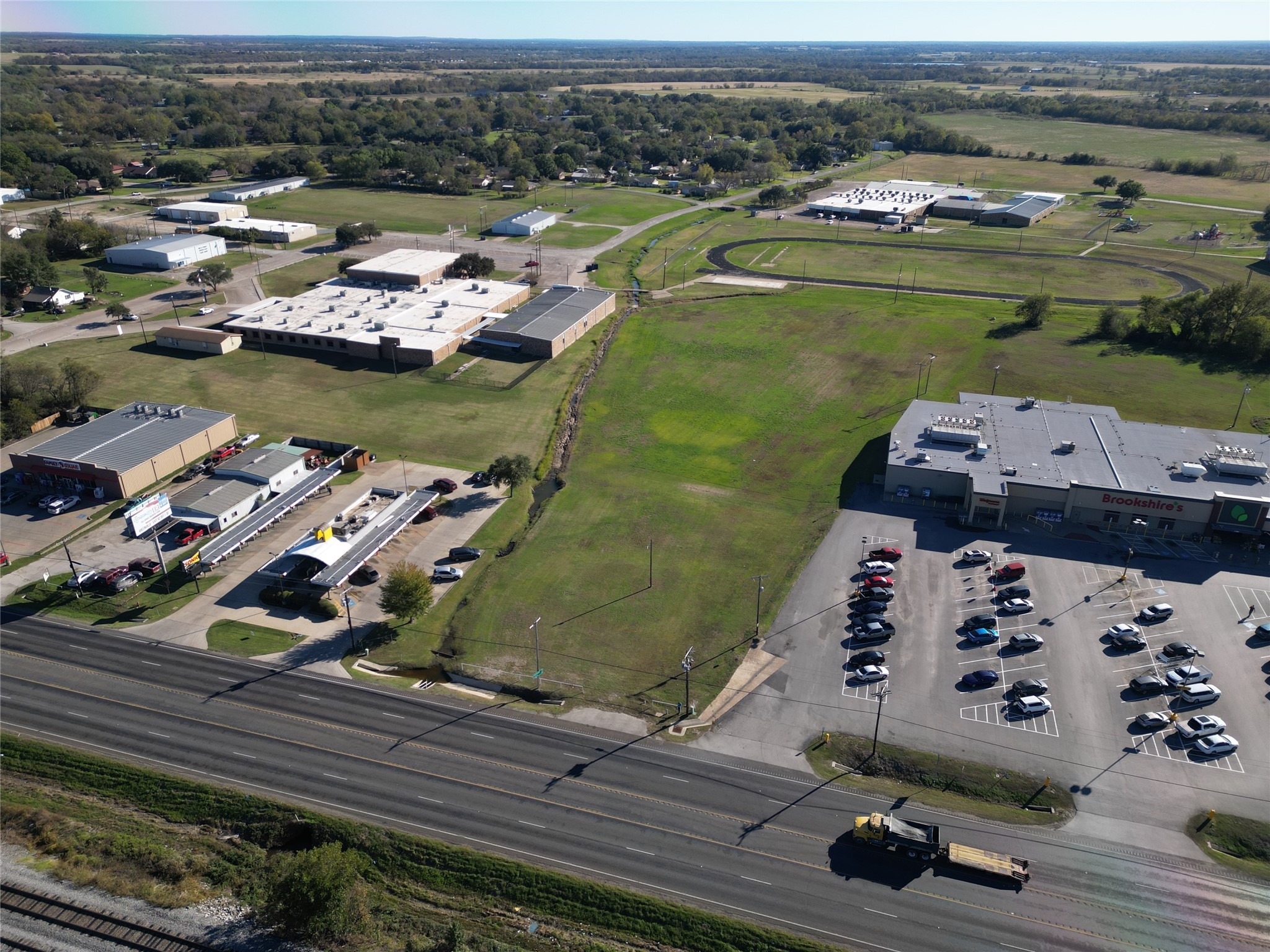909 E South Commerce Street Wills Point TX 75169