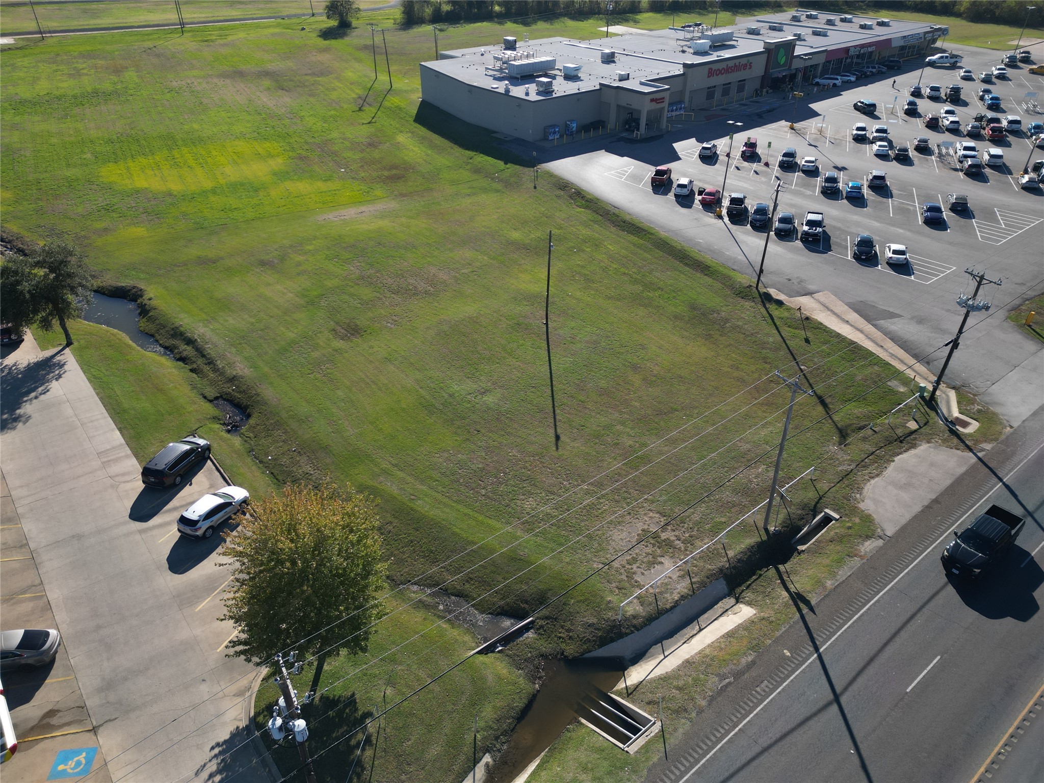 909 E South Commerce Street Wills Point TX 75169