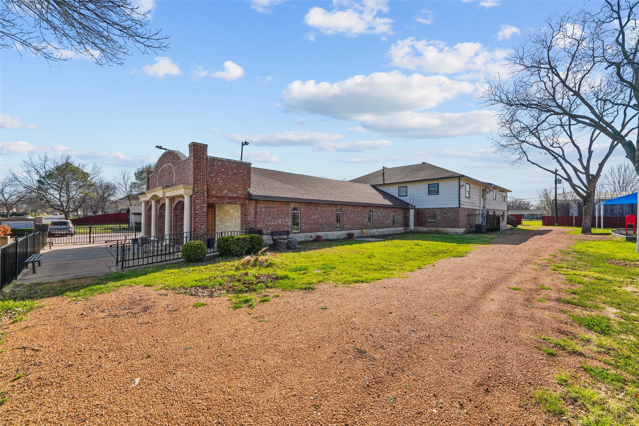 501 NE 31st Street Grand Prairie TX 75050