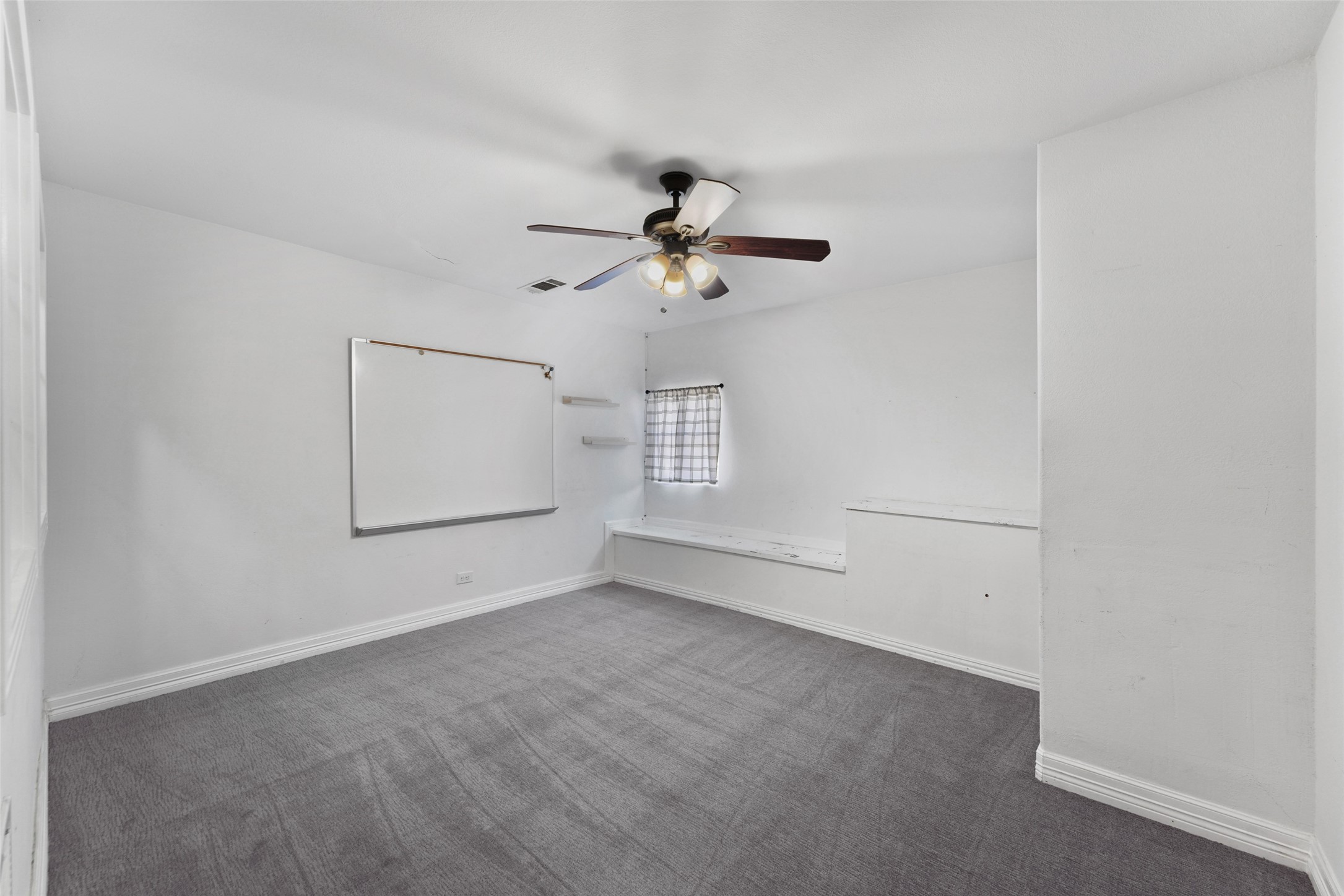 501 NE 31st Street Grand Prairie TX 75050