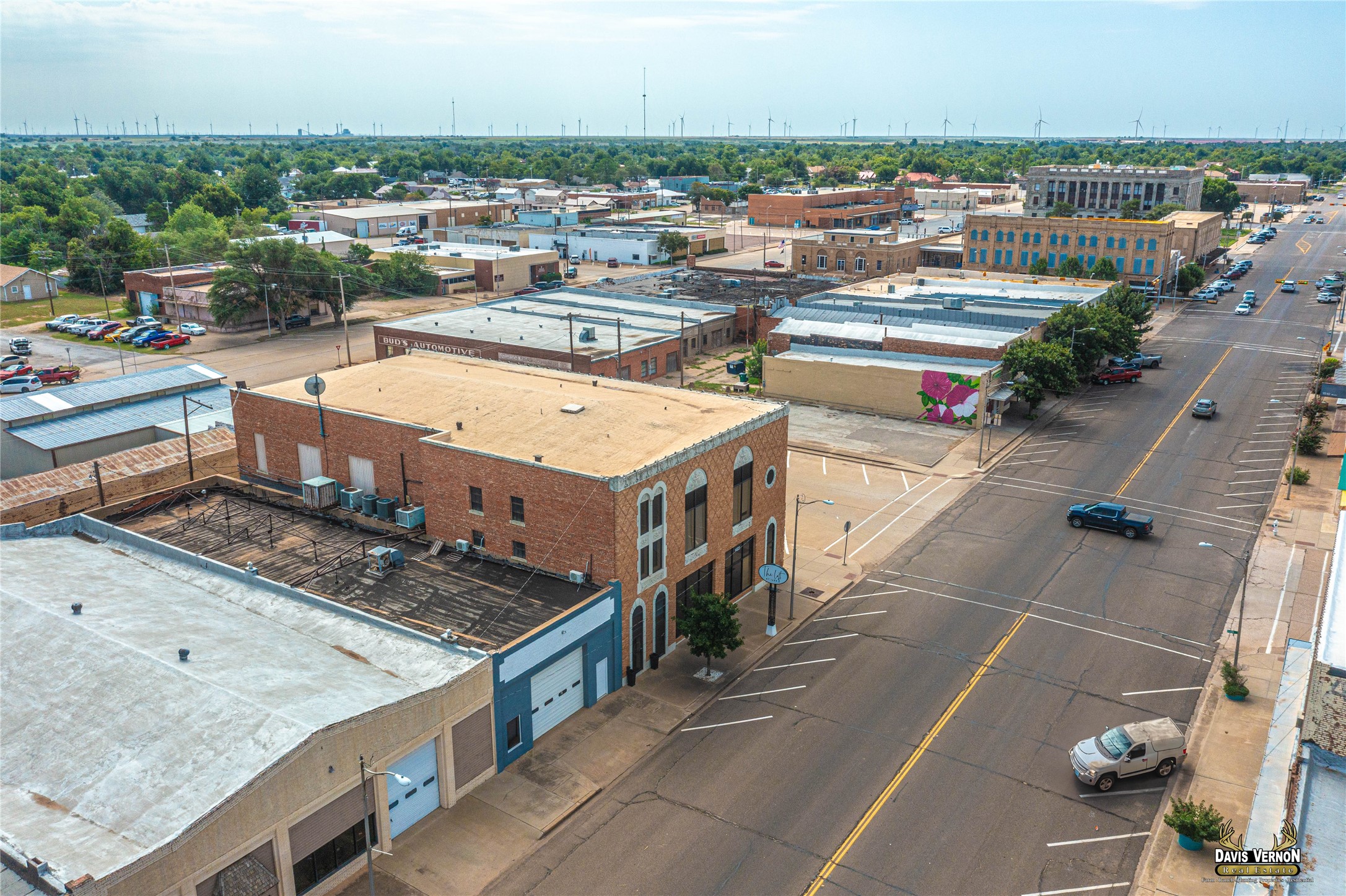 1423 Main Street Vernon TX 76384