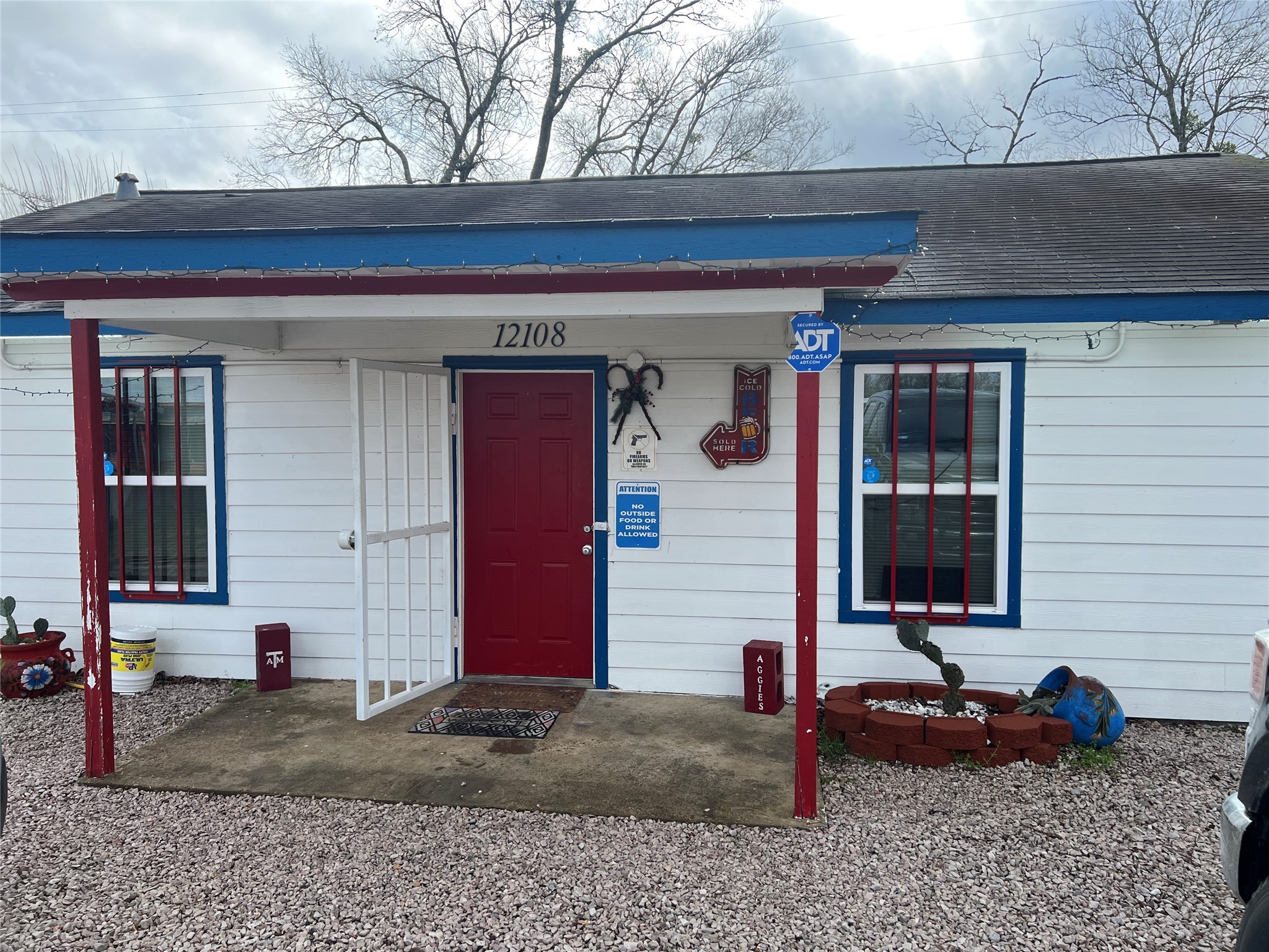 12108 Highway 21 East Midway TX 75852