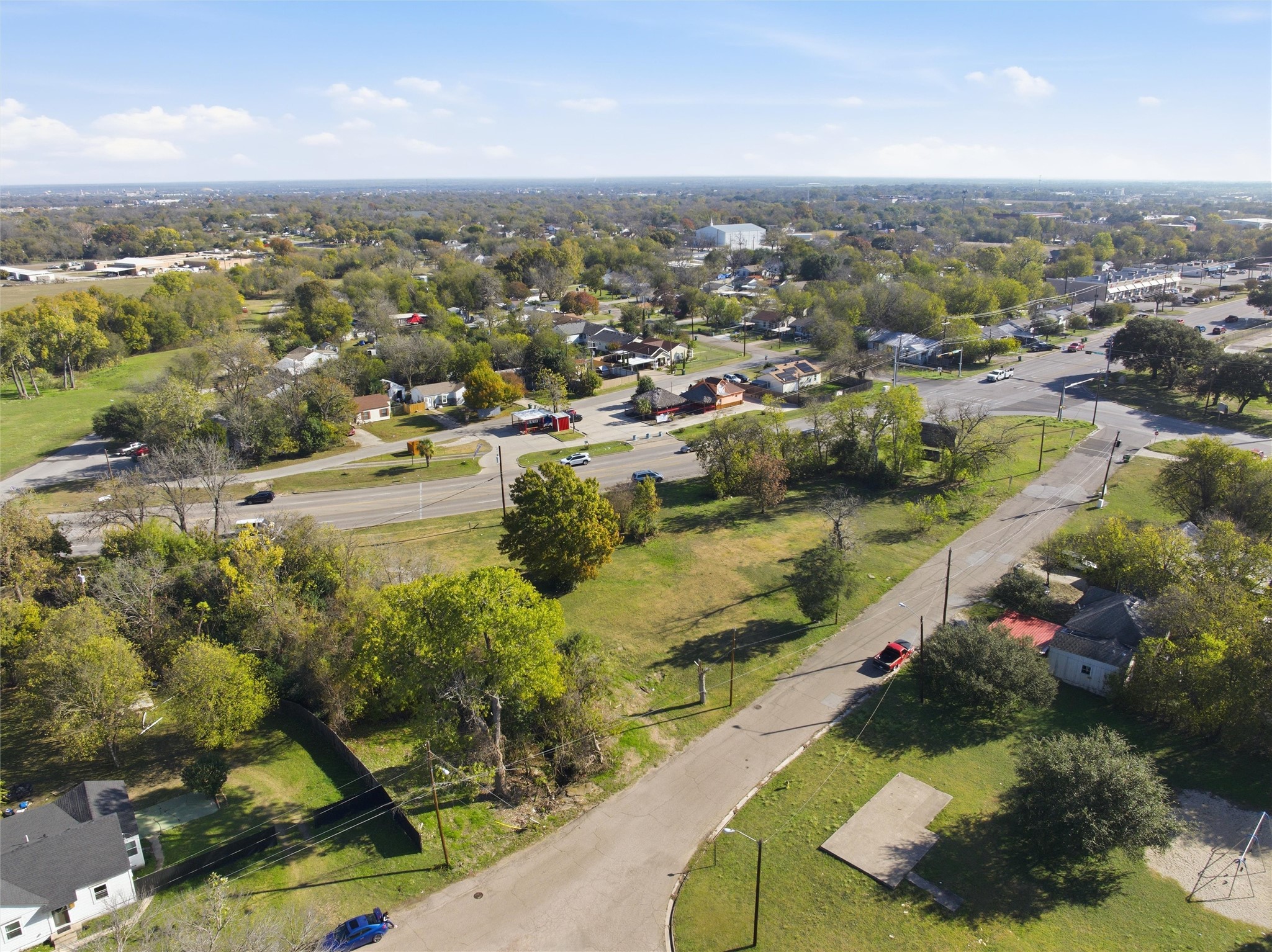 105, 107, 109, 111 Victory Drive Waco TX 76711