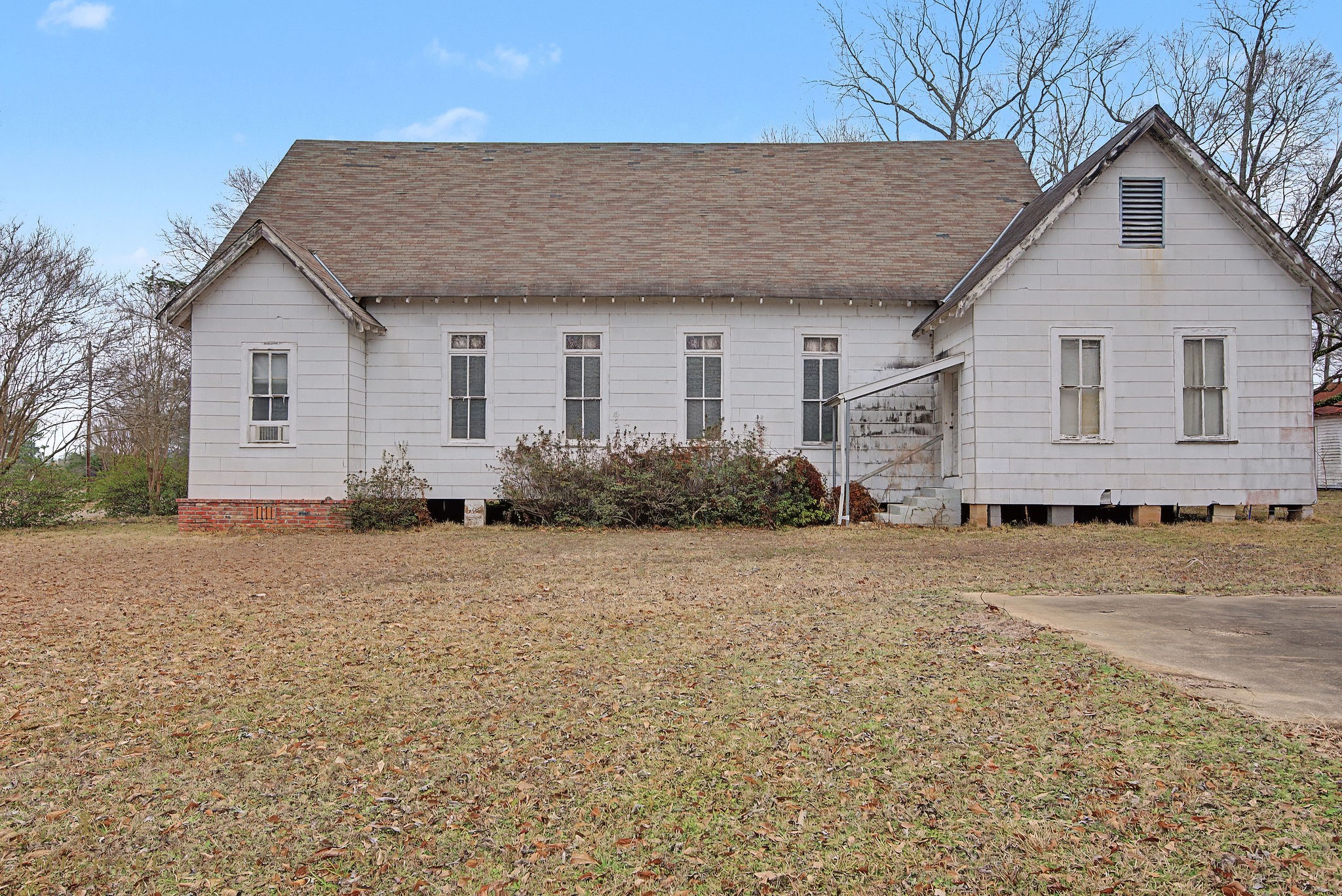 6021 Conley Hall Summit LA 71034