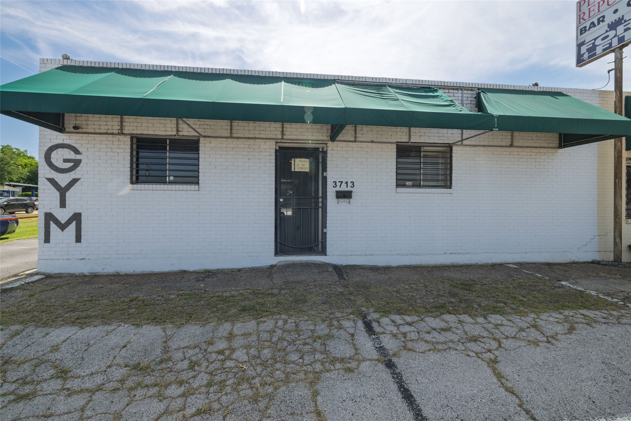 3717 Mccart Avenue Fort Worth TX 76110