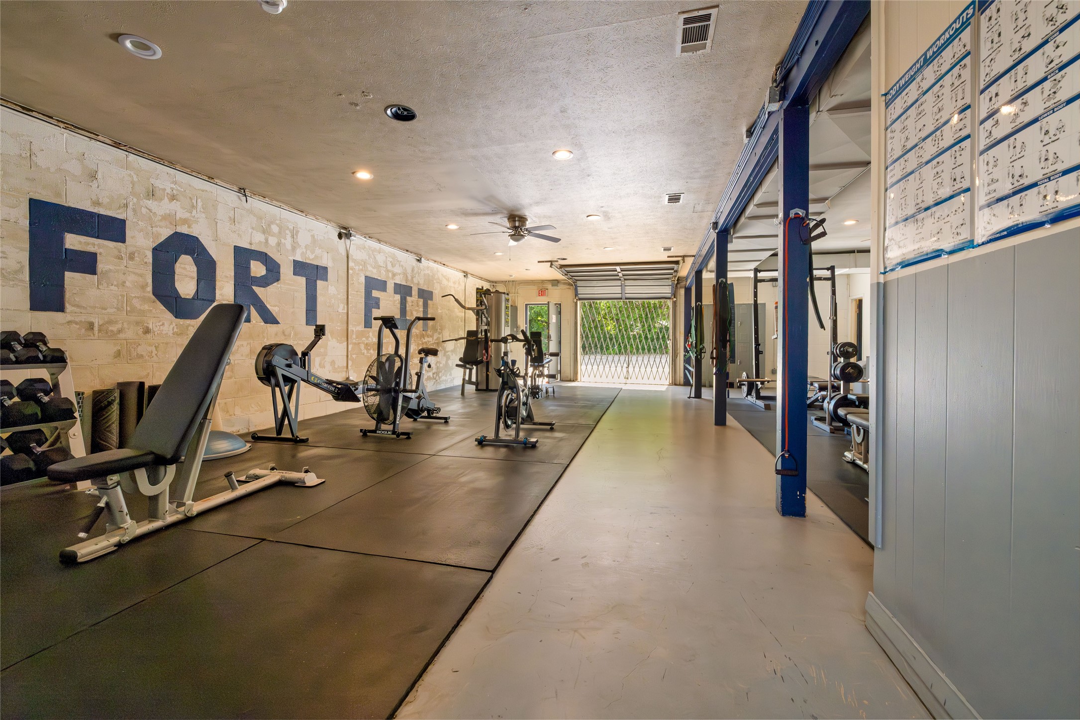 3717 Mccart Avenue Fort Worth TX 76110