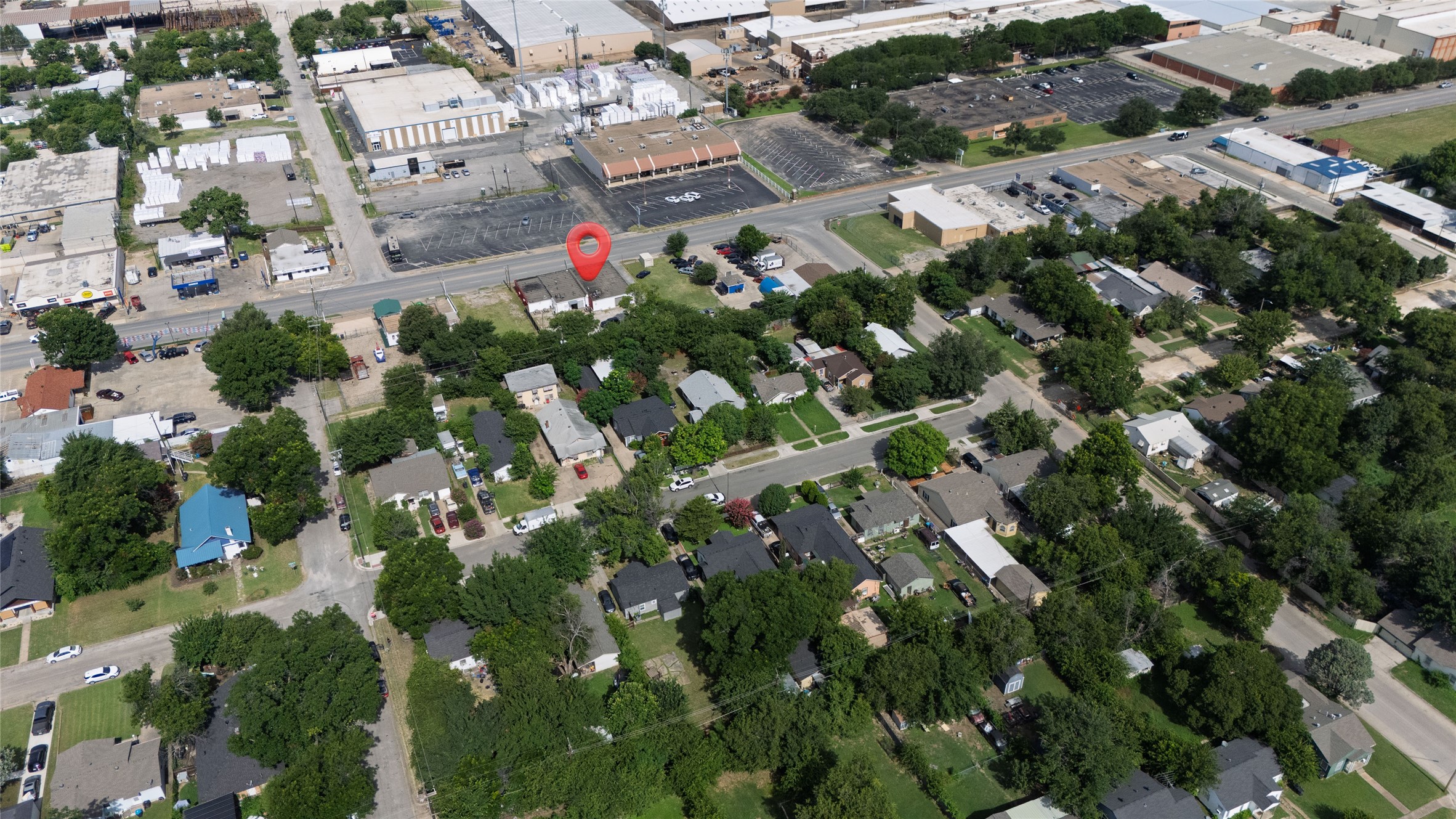 3717 Mccart Avenue Fort Worth TX 76110