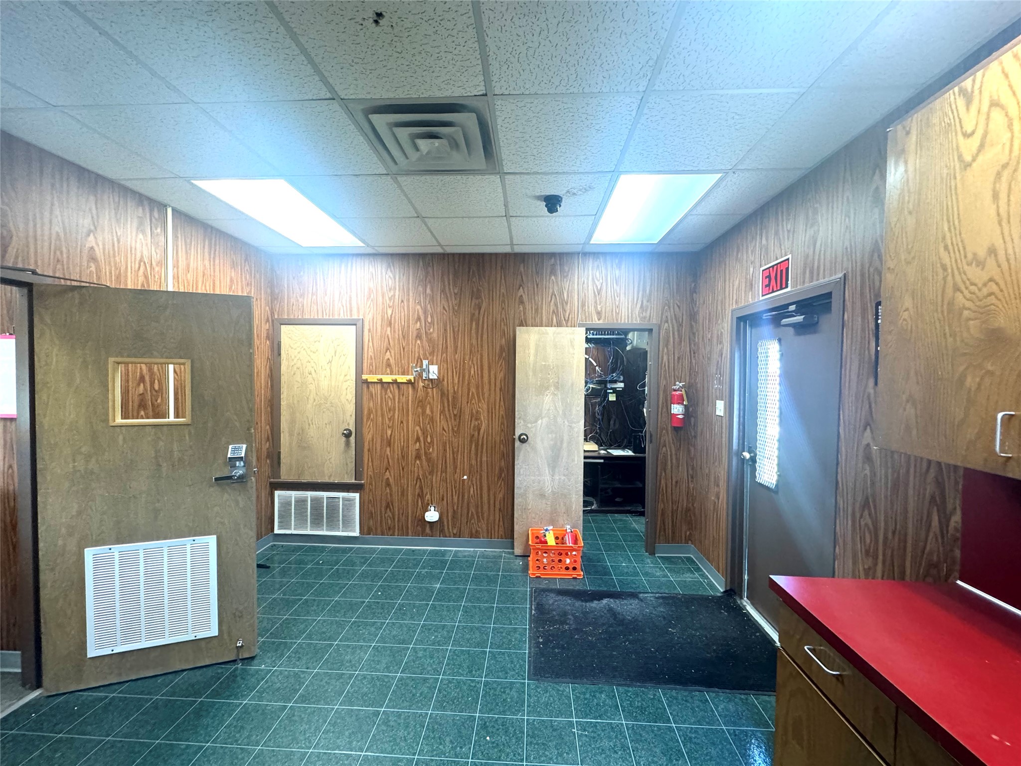 2232 N Center Street Bonham TX 75418