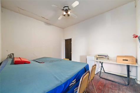 115 E Pecan Street Coleman TX 76834