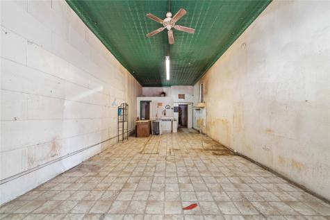 115 E Pecan Street Coleman TX 76834