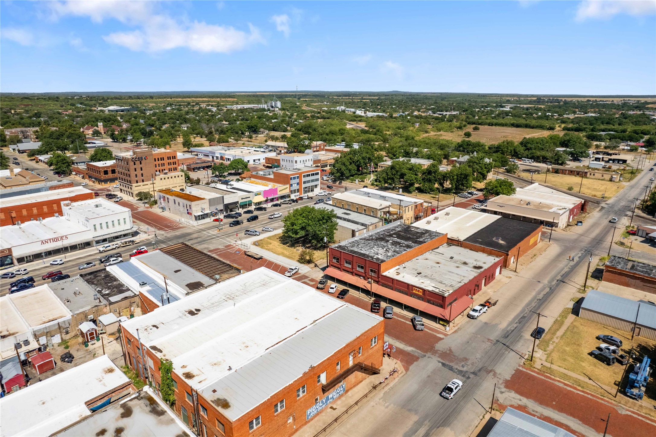 115 E Pecan Street Coleman TX 76834