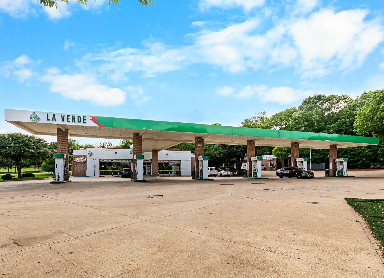 2002 Highway 66 Garland TX 75040