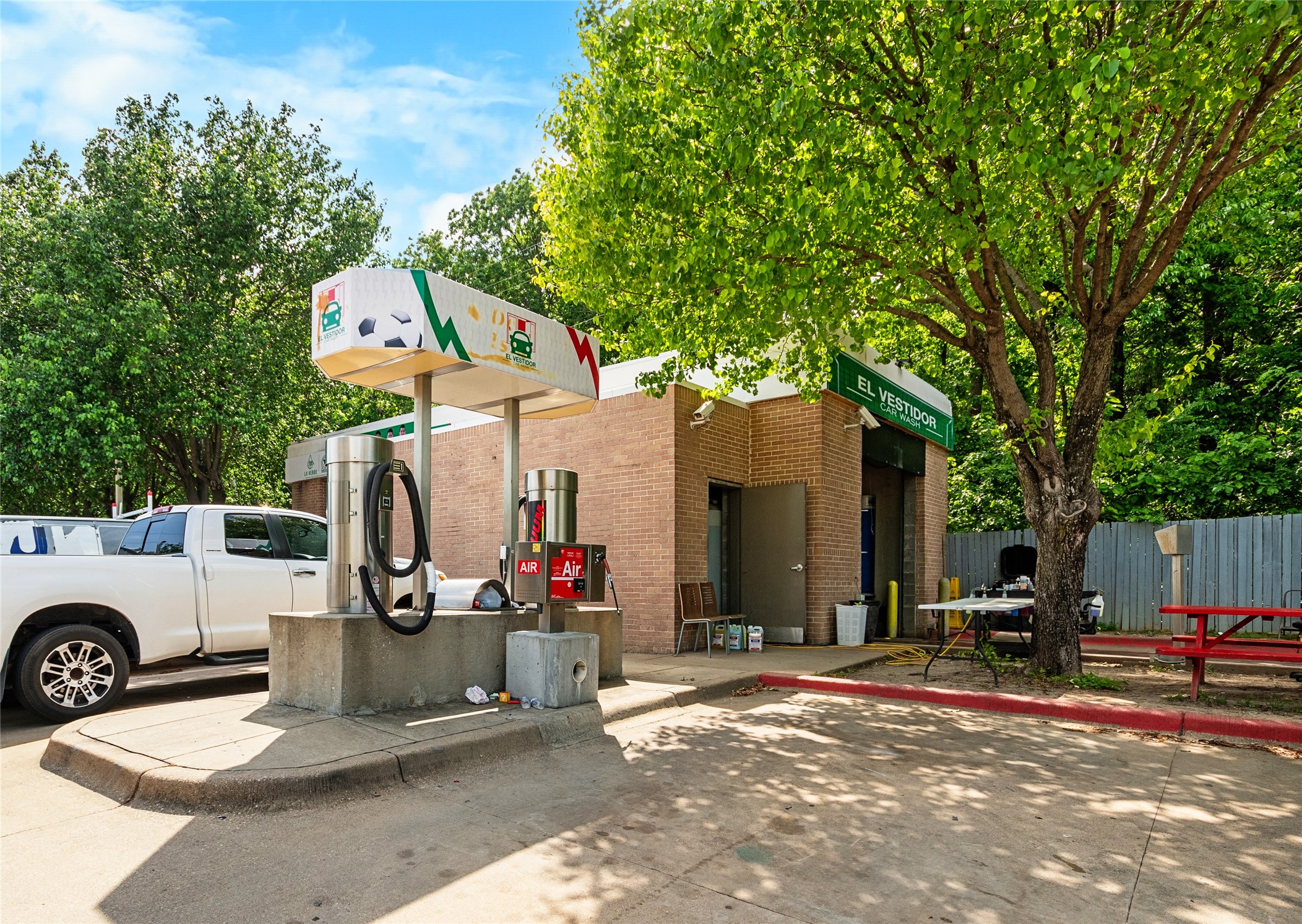 2002 Highway 66 Garland TX 75040