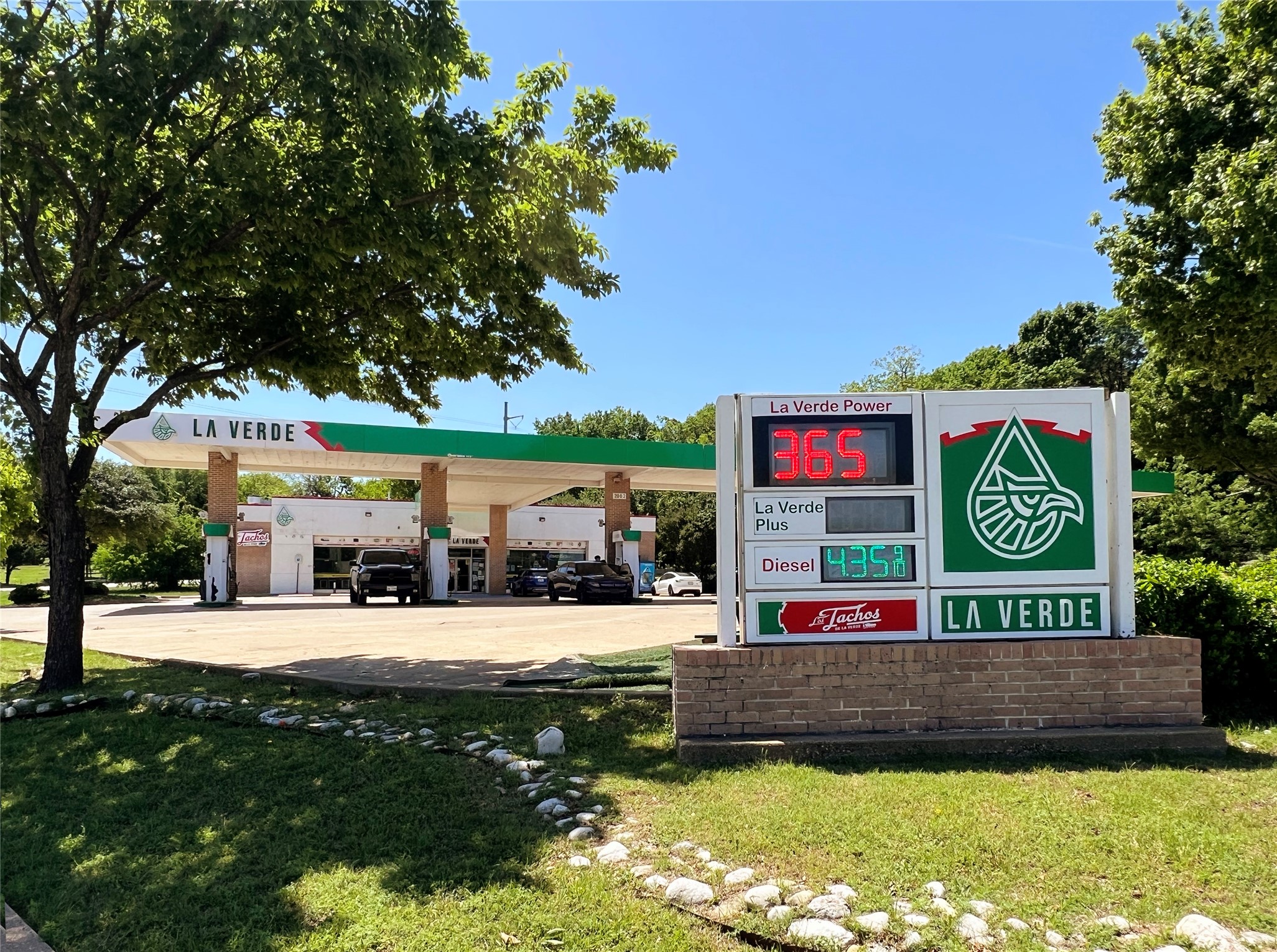 2002 Highway 66 Garland TX 75040