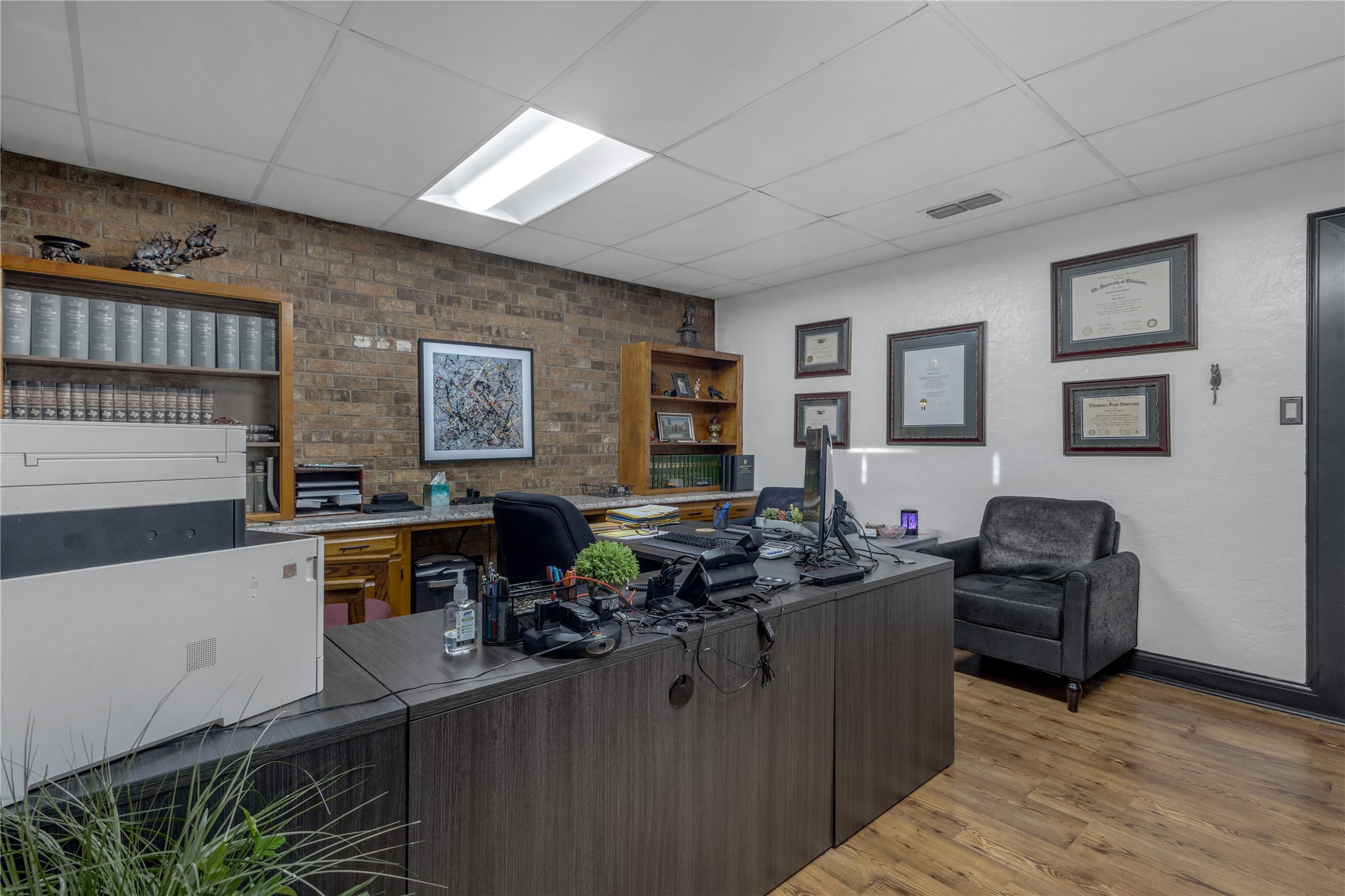 228 W Broad Mineola TX 75773