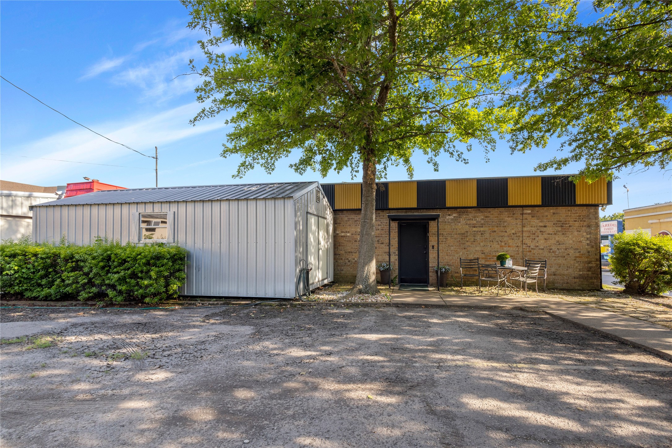 228 W Broad Mineola TX 75773