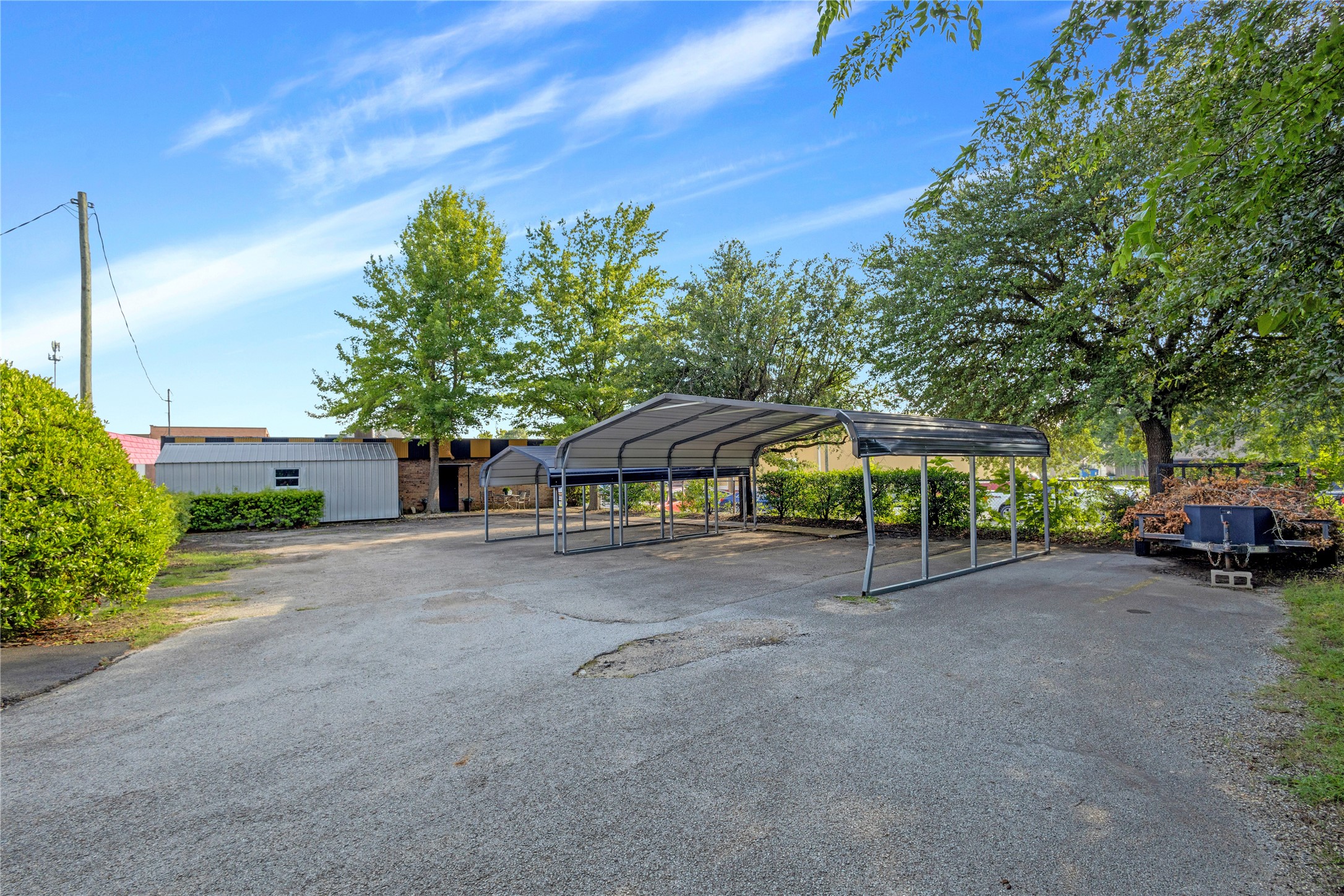 228 W Broad Mineola TX 75773