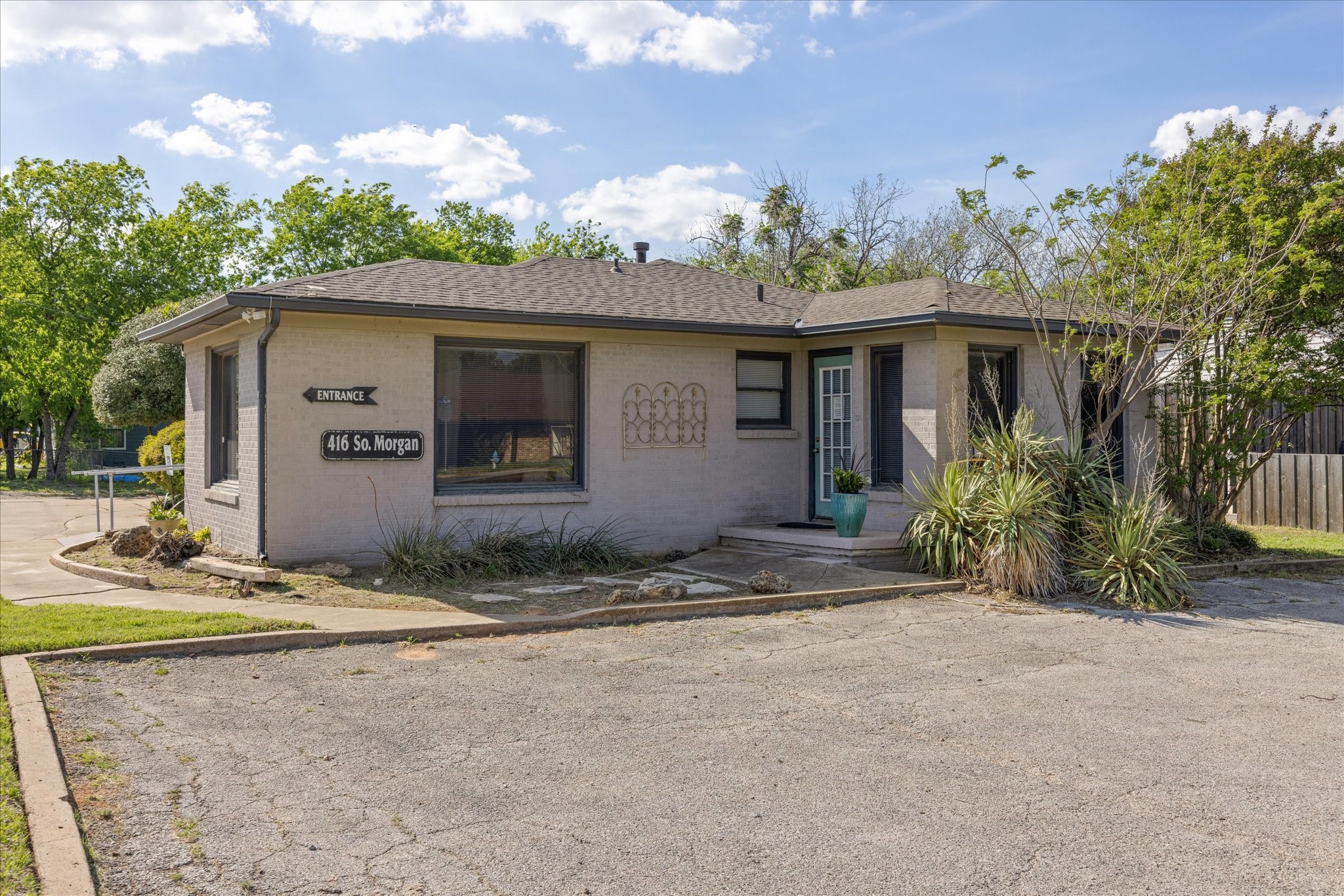 416 S Morgan Street Granbury TX 76048