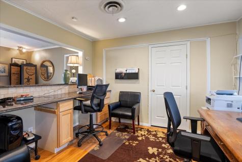 416 S Morgan Street Granbury TX 76048