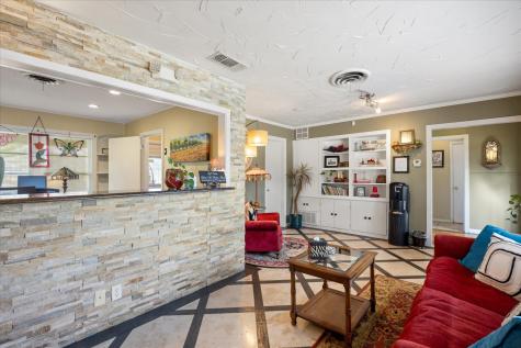 416 S Morgan Street Granbury TX 76048