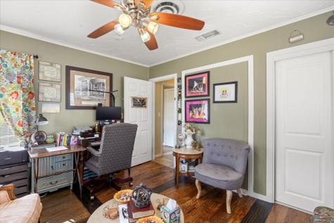 416 S Morgan Street Granbury TX 76048
