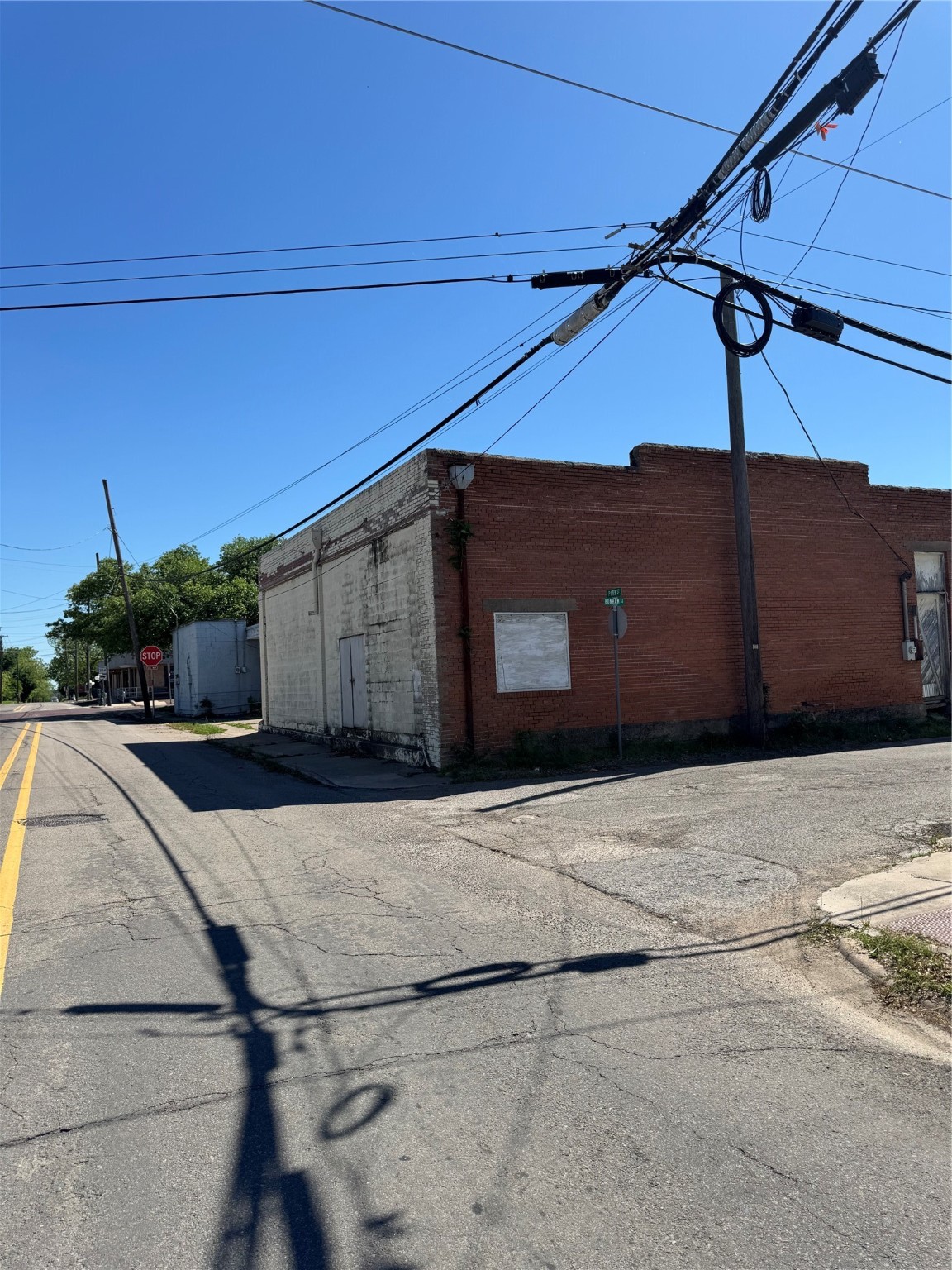 1107 Park Street Commerce TX 75428