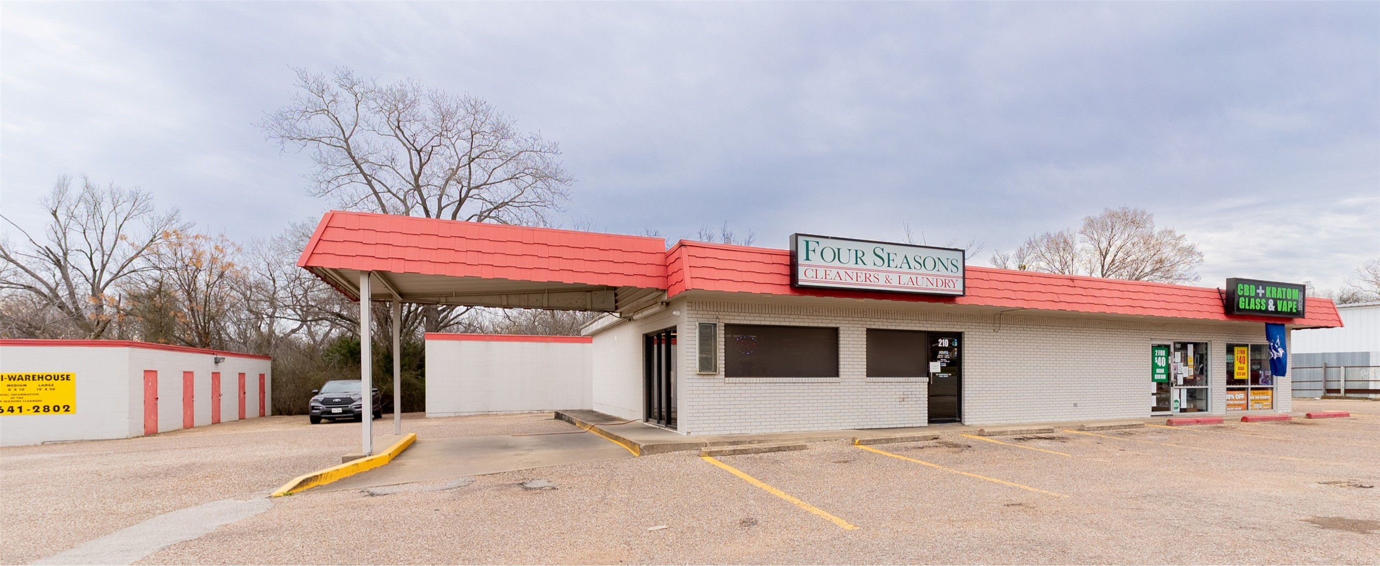 210 N Broadway Street Joshua TX 76058
