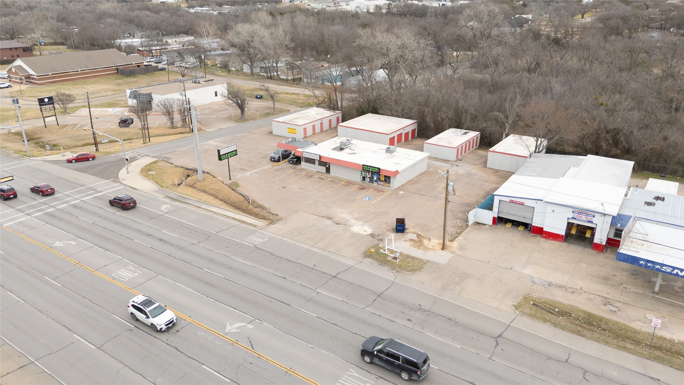 210 N Broadway Street Joshua TX 76058