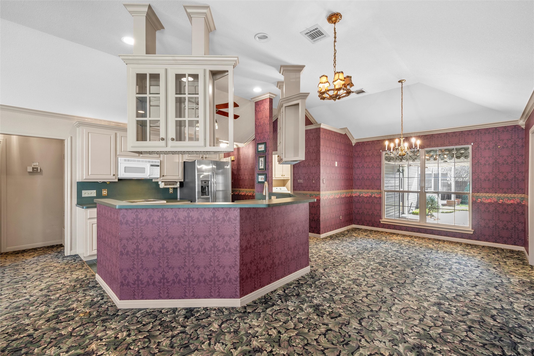 103-105 E Center Street Lorena TX 76655