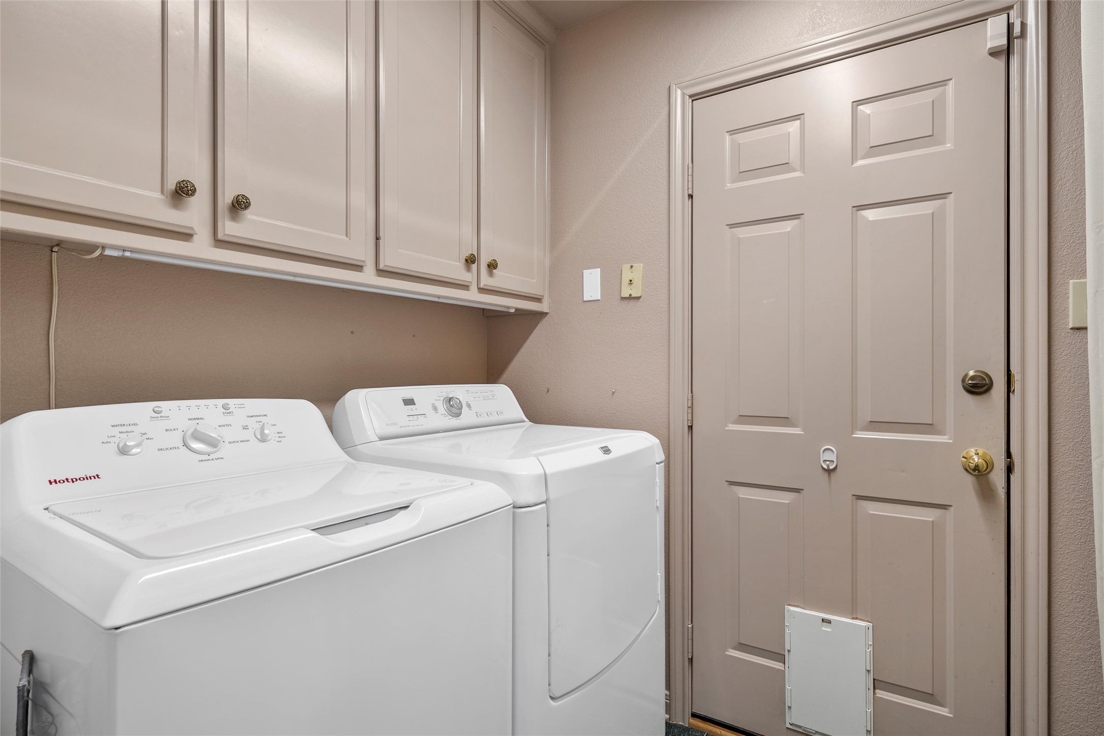 103-105 E Center Street Lorena TX 76655