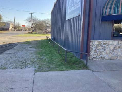 123 N 7th Street Corsicana TX 75110