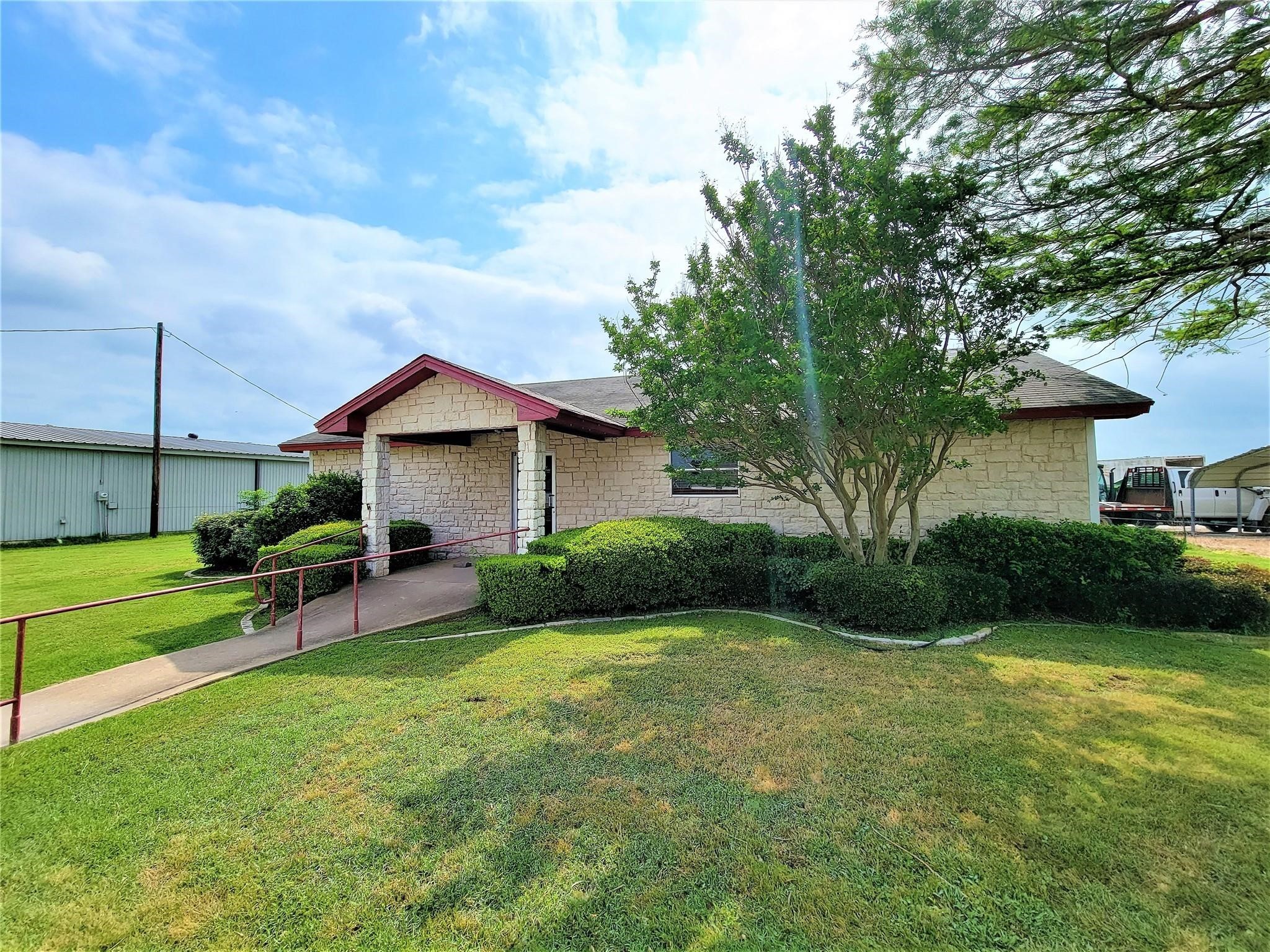 213 S Bosque Street Whitney TX 76692