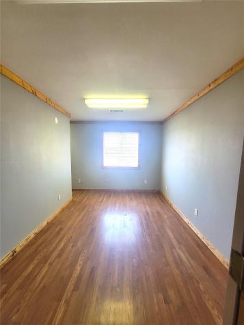 213 S Bosque Street Whitney TX 76692