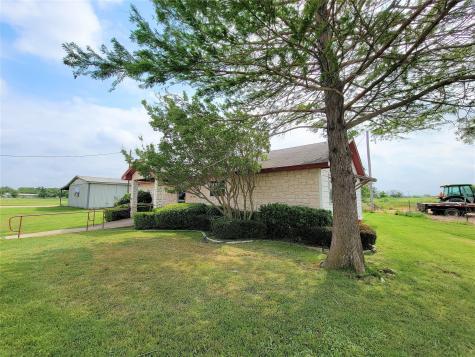 213 S Bosque Street Whitney TX 76692